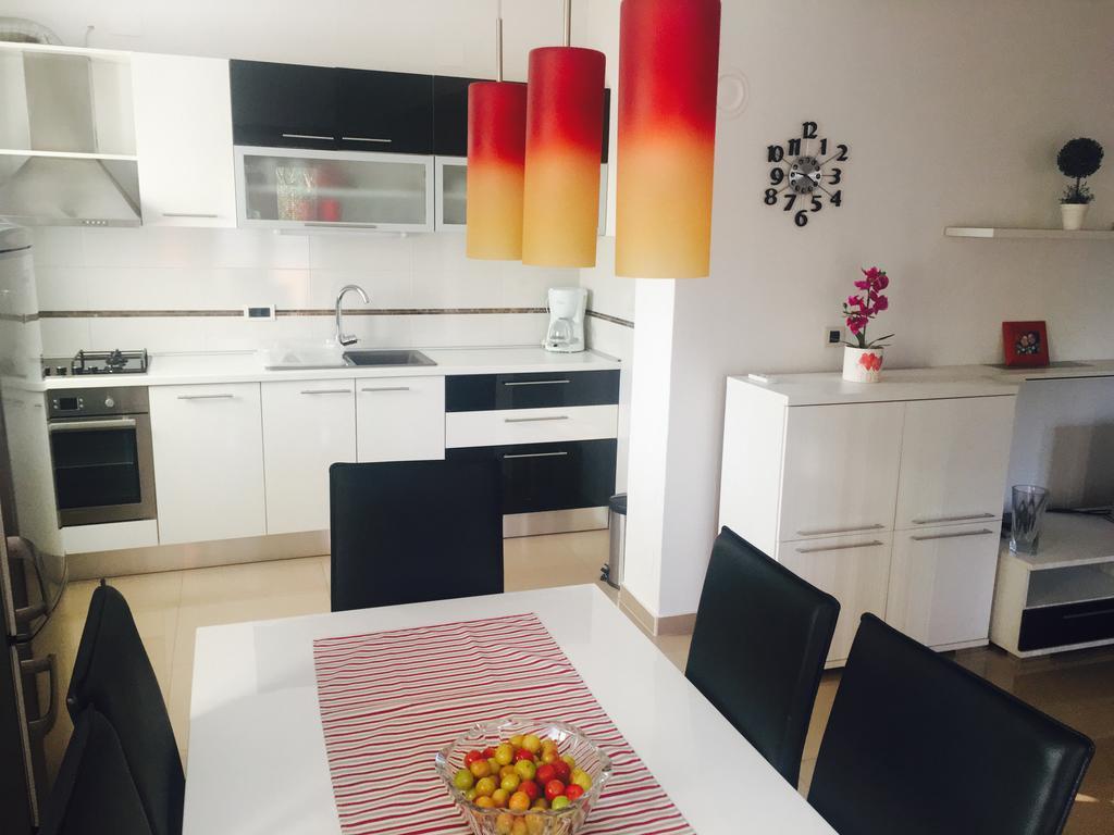 Apartment Leonardo Biograd Na Moru Exterior photo